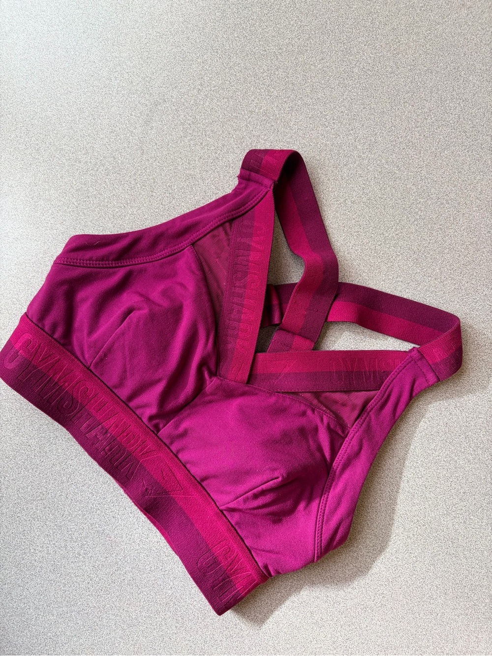 Gymshark Flex Logo Band Maroon Seamless Sports Bra Size Small Cross back